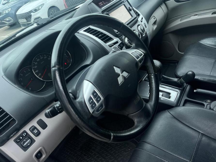 Mitsubishi Pajero Sport II Рестайлинг Санкт-Петербург  - изображение 8