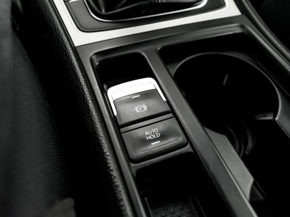 Volkswagen Golf VII с пробегом 2014 года, цена 1 286 000 рублей, 211040 км, хэтчбек, Автокод Объявления