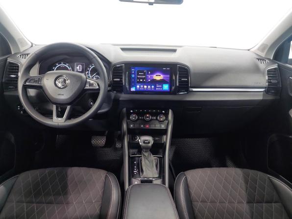Skoda Karoq I с пробегом 2020 года, цена 2 355 000 рублей, 66800 км, внедорожник, Автокод Объявления