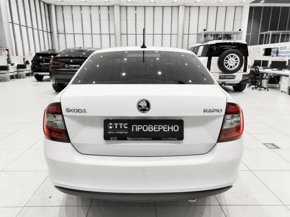 Skoda Rapid I Рестайлинг с пробегом 2017 года, цена 1 120 000 рублей, 90000 км, лифтбек, Автокод Объявления