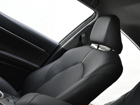 Toyota Camry VIII (XV70) с пробегом 2019 года, цена 1 659 000 рублей, 74864 км, седан, Автокод Объявления