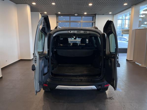 Lada (ВАЗ) Largus I Рестайлинг с пробегом 2021 года, цена 1 395 000 рублей, 58092 км, универсал, Автокод Объявления