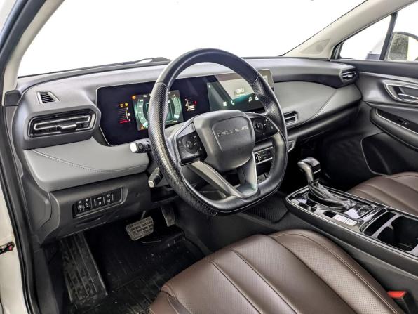 BAIC U5 Plus с пробегом 2023 года, цена 675 000 рублей, 122902 км, седан, Автокод Объявления