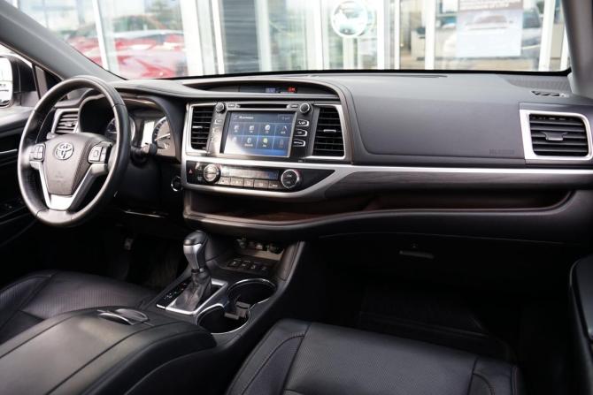Toyota Highlander III (XU50) Рестайлинг с пробегом 2019 года, цена 4 450 000 рублей, 113500 км, внедорожник, Автокод Объявления