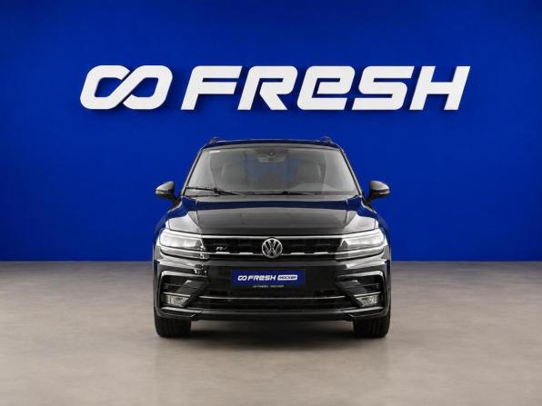 Volkswagen Tiguan II с пробегом 2021 года, цена 4 050 000 рублей, 52926 км, внедорожник, Автокод Объявления