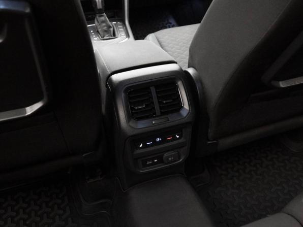 Volkswagen Tiguan II с пробегом 2019 года, цена 2 450 000 рублей, 133490 км, внедорожник, Автокод Объявления
