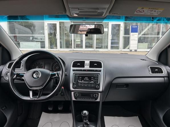 Volkswagen Polo V Рестайлинг с пробегом 2016 года, цена 1 090 000 рублей, 128350 км, седан, Автокод Объявления
