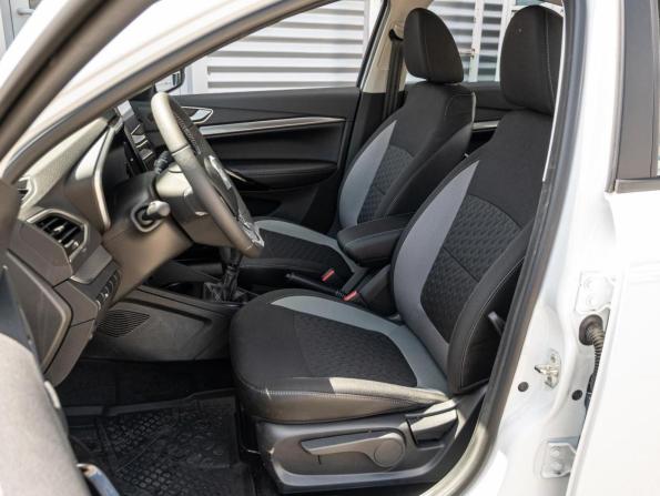 Lada (ВАЗ) Vesta I Рестайлинг (NG) с пробегом 2026 года, цена 1 750 000 рублей, 37 км, седан, Автокод Объявления
