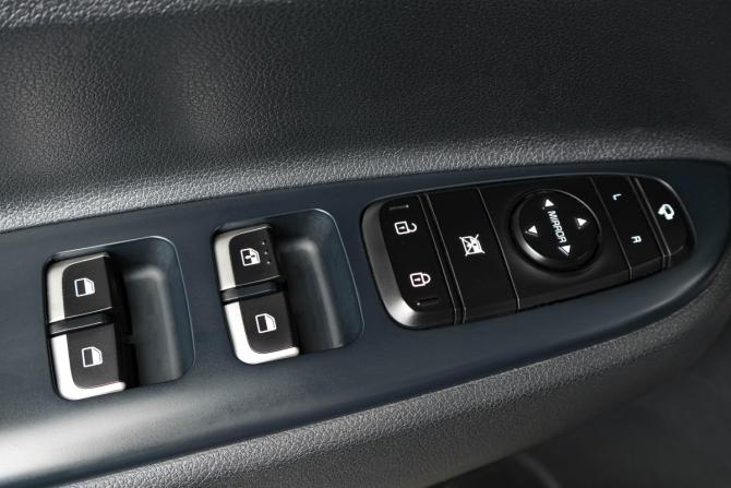 Kia Rio IV Рестайлинг с пробегом 2021 года, цена 1 829 000 рублей, 123100 км, хэтчбек, Автокод Объявления