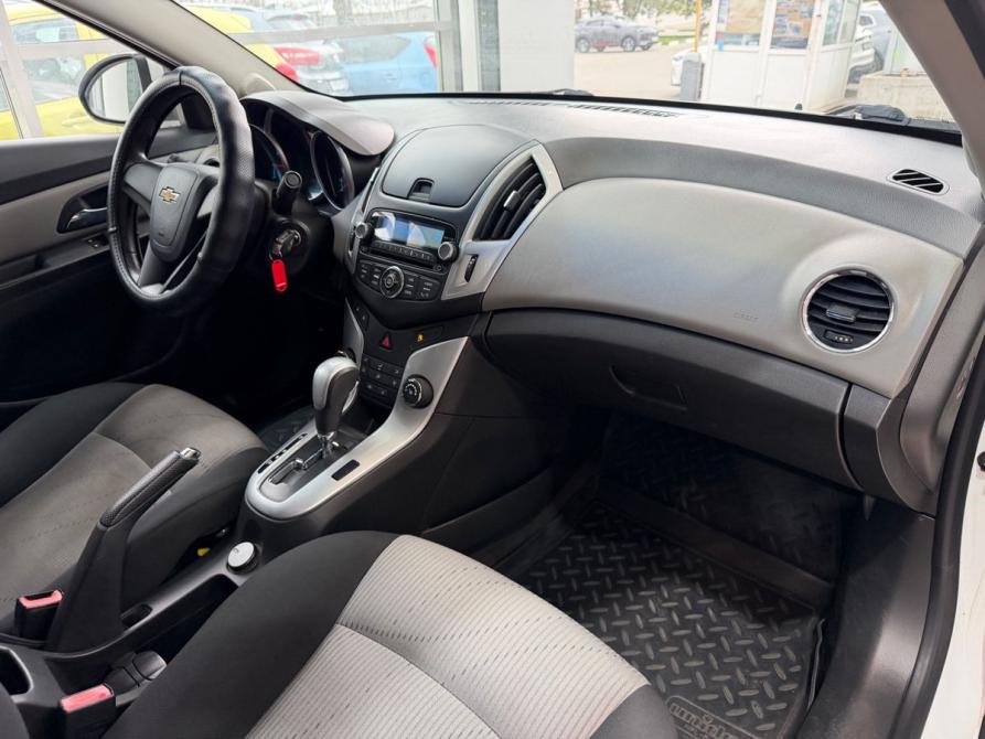Chevrolet Cruze I Рестайлинг Таганрог  - изображение 21