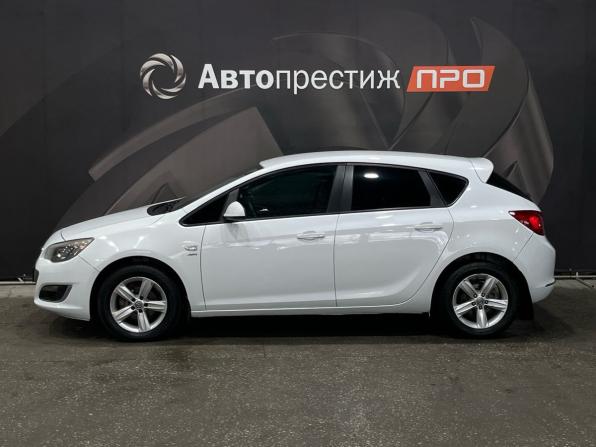 Opel Astra J Рестайлинг с пробегом 2013 года, цена 640 000 рублей, 134267 км, хэтчбек, Автокод Объявления