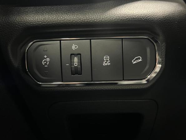 Haval Jolion I с пробегом 2023 года, цена 1 685 000 рублей, 83000 км, внедорожник, Автокод Объявления