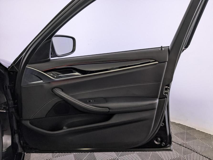 BMW 5 серии VII (G30/G31/G38) Москва  - изображение 25