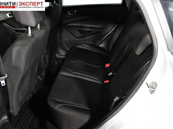 Ford Fiesta Mk6 Рестайлинг с пробегом 2018 года, цена 1 097 000 рублей, 102875 км, хэтчбек, Автокод Объявления