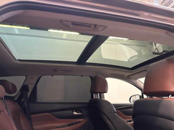 Hyundai Santa Fe IV Рестайлинг с пробегом 2021 года, цена 2 845 000 рублей, 165597 км, внедорожник, Автокод Объявления