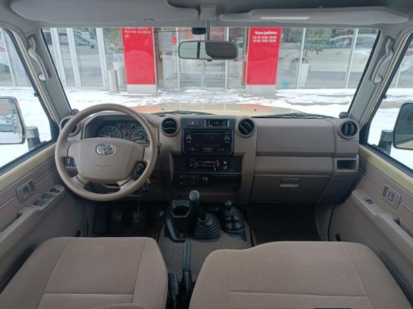 Toyota Land Cruiser 70 Series Рестайлинг 1 с пробегом 2021 года, цена 7 990 000 рублей, 21226 км, внедорожник, Автокод Объявления