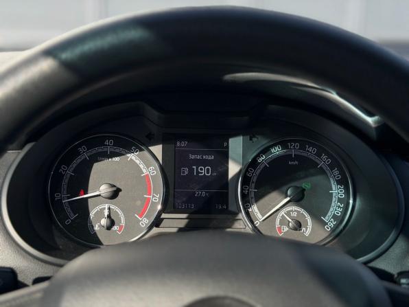 Skoda Octavia III (A7) Рестайлинг с пробегом 2019 года, цена 1 775 000 рублей, 103121 км, лифтбек, Автокод Объявления