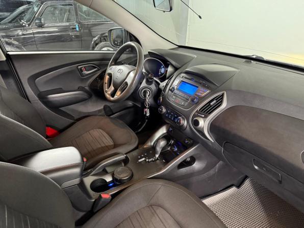 Hyundai ix35 I Рестайлинг с пробегом 2015 года, цена 1 199 000 рублей, 210015 км, внедорожник, Автокод Объявления