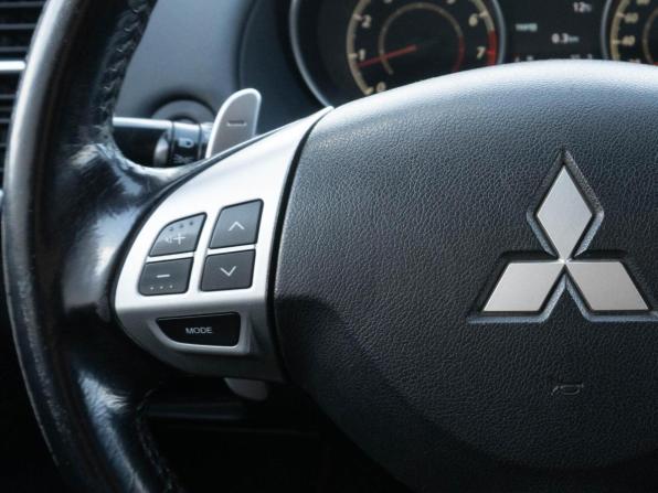 Mitsubishi Outlander II Рестайлинг с пробегом 2011 года, цена 1 077 000 рублей, 234006 км, внедорожник, Автокод Объявления