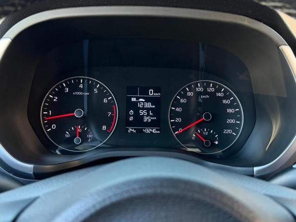Kia Rio IV Рестайлинг с пробегом 2021 года, цена 1 550 000 рублей, 43141 км, седан, Автокод Объявления