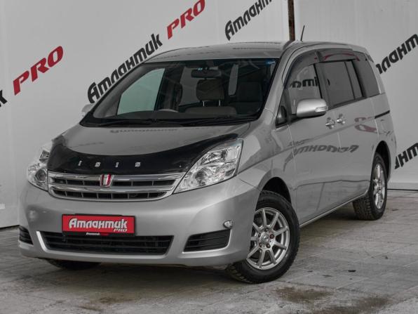 Toyota ISis I Рестайлинг с пробегом 2010 года, цена 1 160 000 рублей, 162066 км, минивэн, Автокод Объявления