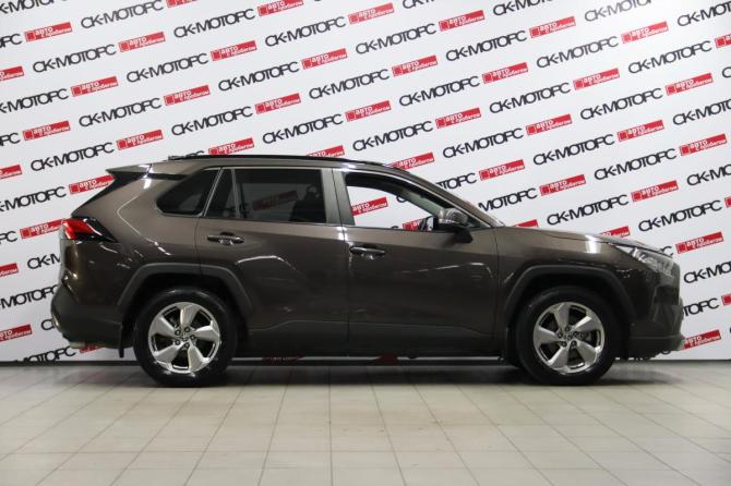 Toyota RAV4 V (XA50) с пробегом 2020 года, цена 3 295 950 рублей, 52255 км, внедорожник, Автокод Объявления