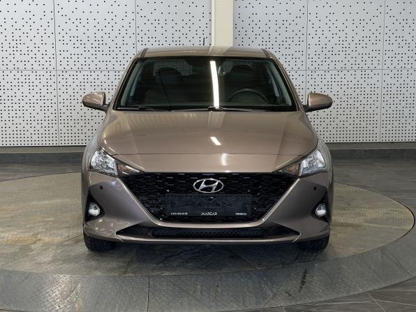 Hyundai Solaris II Рестайлинг с пробегом 2021 года, цена 865 000 рублей, 53186 км, седан, Автокод Объявления