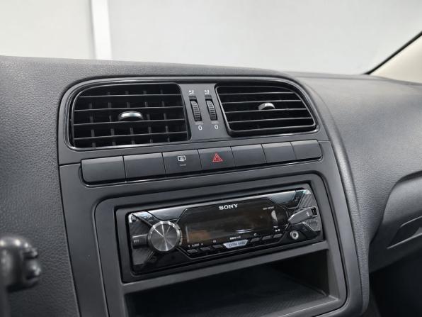 Volkswagen Polo V с пробегом 2013 года, цена 599 000 рублей, 232824 км, седан, Автокод Объявления