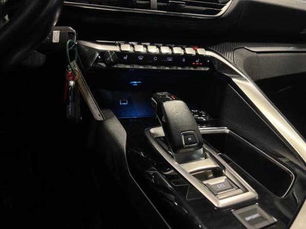 Peugeot 3008 II с пробегом 2019 года, цена 1 699 000 рублей, 140000 км, внедорожник, Автокод Объявления