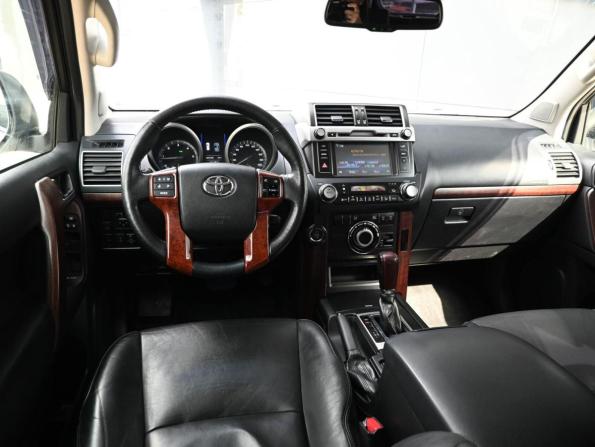 Toyota Land Cruiser Prado 150 Series с пробегом 2013 года, цена 3 150 000 рублей, 173405 км, внедорожник, Автокод Объявления