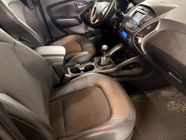 Hyundai ix35 I Рестайлинг с пробегом 2014 года, цена 1 270 000 рублей, 183654 км, внедорожник, Автокод Объявления