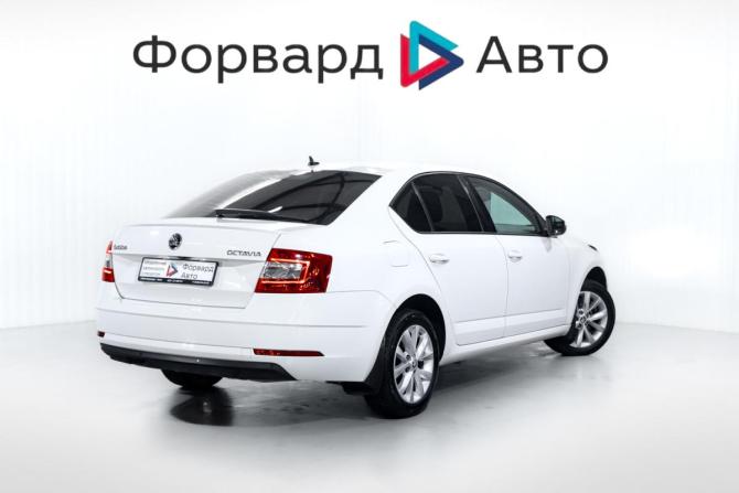 Skoda Octavia III (A7) Рестайлинг с пробегом 2020 года, цена 1 949 000 рублей, 122000 км, лифтбек, Автокод Объявления