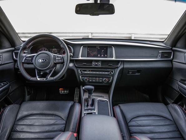 Kia Optima IV Рестайлинг с пробегом 2019 года, цена 2 298 000 рублей, 85910 км, седан, Автокод Объявления