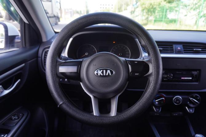 Kia Rio IV Рестайлинг с пробегом 2020 года, цена 1 395 000 рублей, 49600 км, седан, Автокод Объявления