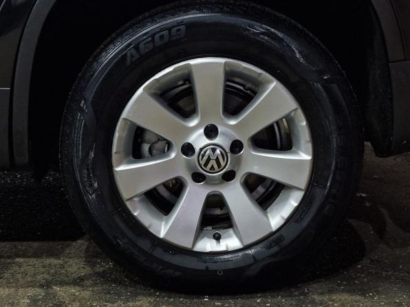 Volkswagen Tiguan I Рестайлинг с пробегом 2012 года, цена 1 100 000 рублей, 170186 км, внедорожник, Автокод Объявления