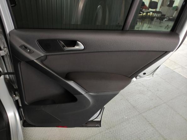 Volkswagen Tiguan I Рестайлинг с пробегом 2014 года, цена 1 255 000 рублей, 131200 км, внедорожник, Автокод Объявления