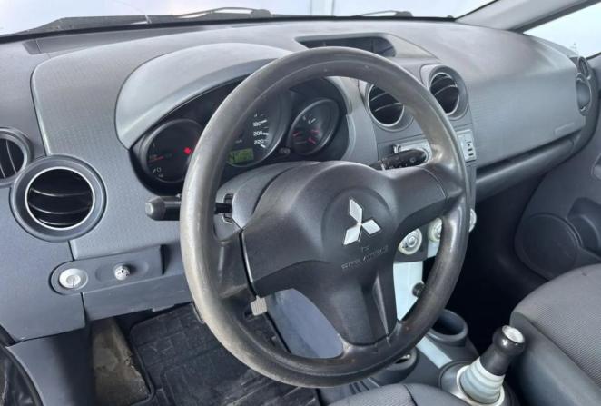 Mitsubishi Colt VI (Z20/Z30) с пробегом 2006 года, цена 245 000 рублей, 171769 км, хэтчбек, Автокод Объявления