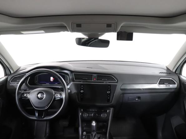Volkswagen Tiguan II с пробегом 2020 года, цена 3 349 000 рублей, 72455 км, внедорожник, Автокод Объявления