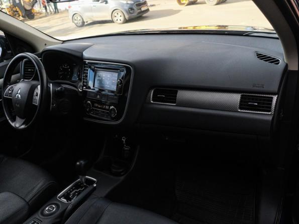 Mitsubishi Outlander III с пробегом 2014 года, цена 2 150 000 рублей, 53776 км, внедорожник, Автокод Объявления
