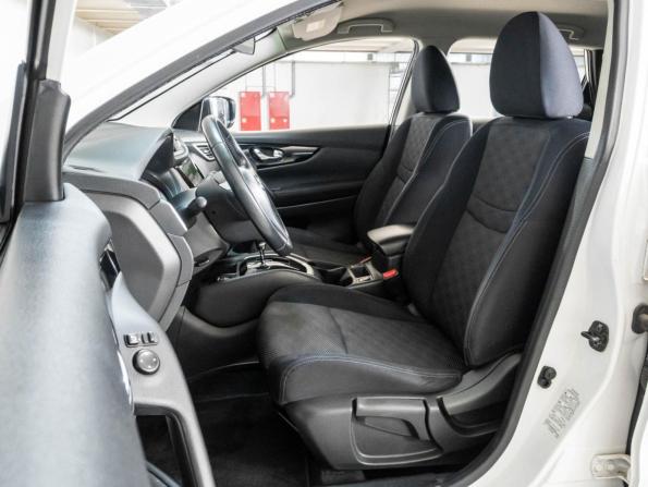 Nissan Qashqai II с пробегом 2016 года, цена 1 599 000 рублей, 40605 км, внедорожник, Автокод Объявления