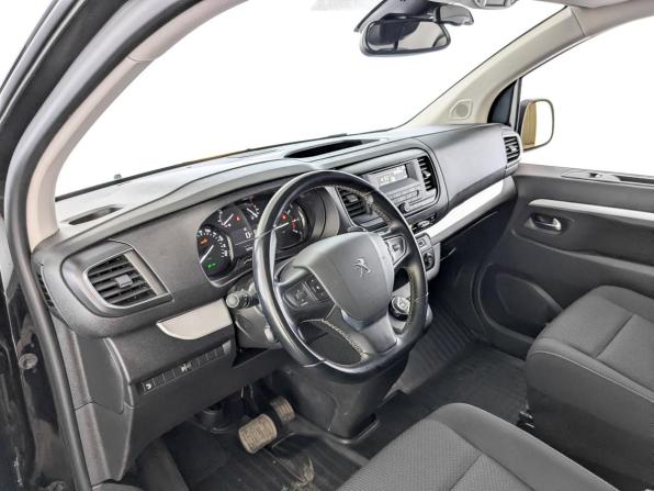 Peugeot Traveller I с пробегом 2022 года, цена 3 650 000 рублей, 69662 км, минивэн, Автокод Объявления