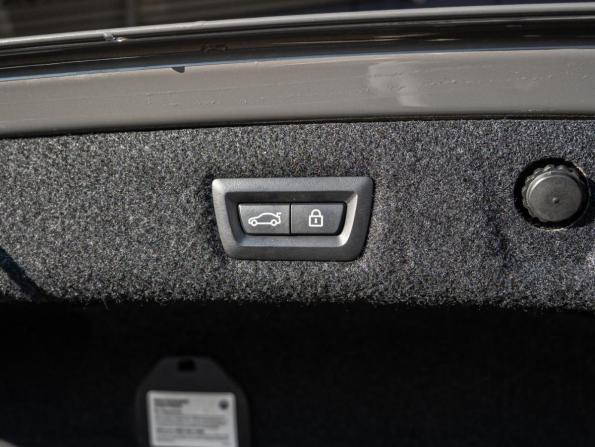 BMW 5 серии VII (G30/G31/G38) Рестайлинг с пробегом 2020 года, цена 4 830 000 рублей, 87216 км, седан, Автокод Объявления