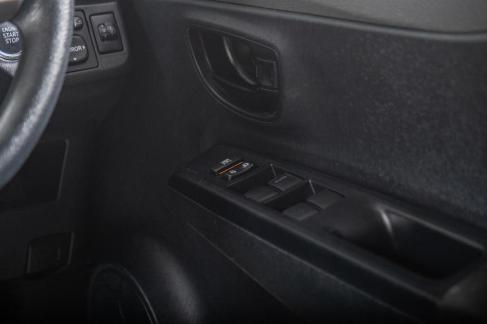 Toyota Vitz III (XP130) Томск  - изображение 8