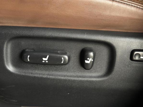 Toyota Land Cruiser 200 Series Рестайлинг 1 с пробегом 2014 года, цена 4 299 000 рублей, 214452 км, внедорожник, Автокод Объявления