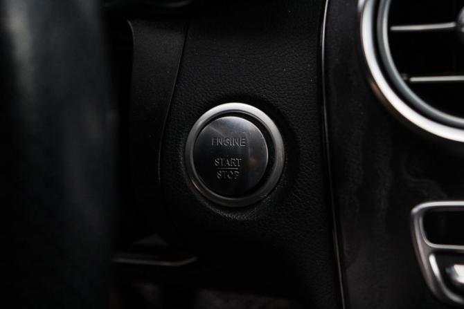 Mercedes-Benz GLC I (X253) с пробегом 2018 года, цена 3 099 000 рублей, 133305 км, внедорожник, Автокод Объявления