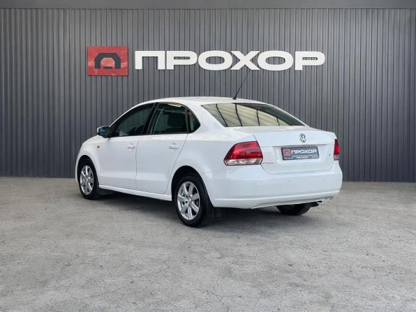 Volkswagen Polo V с пробегом 2011 года, цена 857 000 рублей, 150107 км, седан, Автокод Объявления