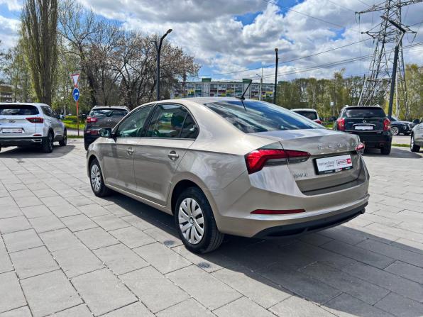 Skoda Rapid II с пробегом 2021 года, цена 1 590 000 рублей, 73770 км, лифтбек, Автокод Объявления