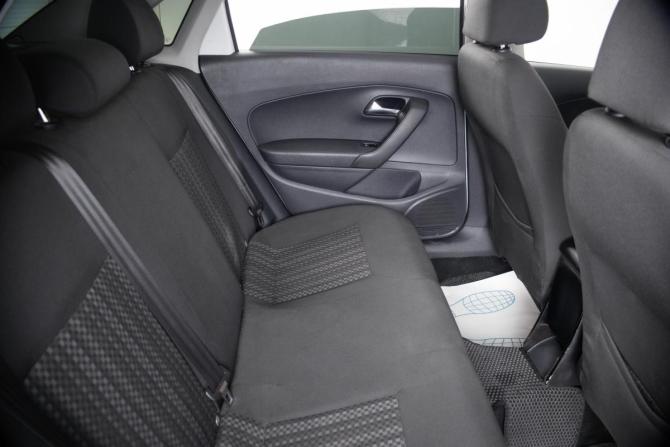Volkswagen Polo V Рестайлинг с пробегом 2015 года, цена 849 000 рублей, 195000 км, седан, Автокод Объявления
