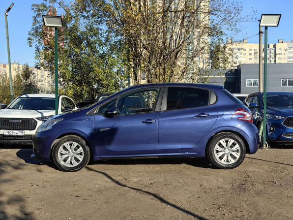 Peugeot 208 I с пробегом 2013 года, цена 579 000 рублей, 157659 км, хэтчбек, Автокод Объявления