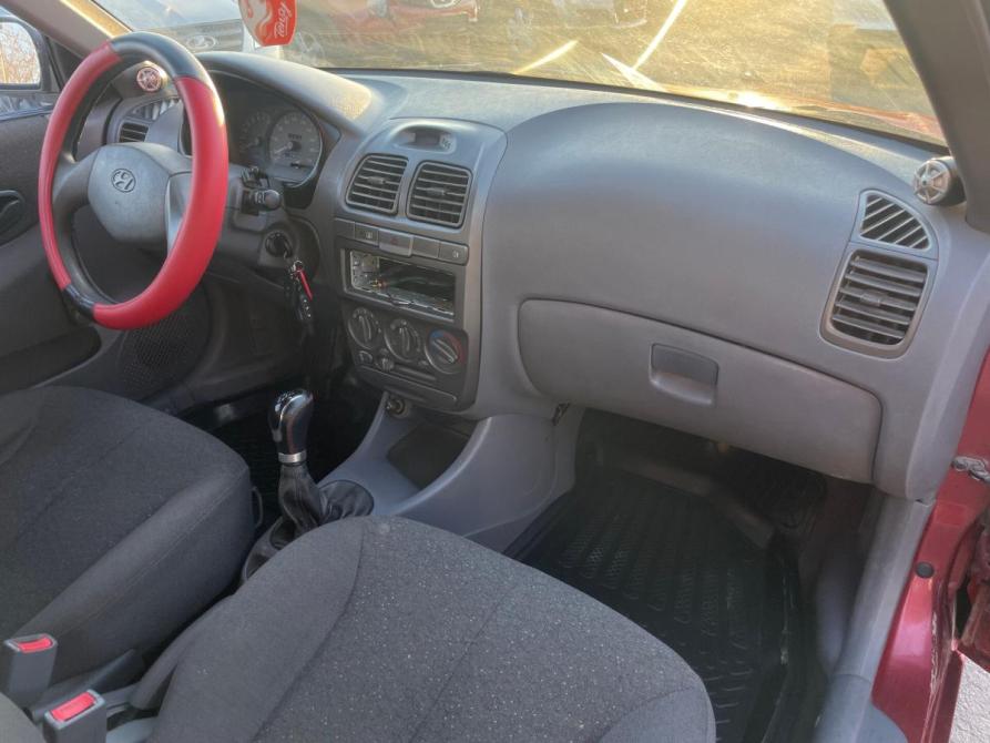 Hyundai Accent II Рестайлинг Саратов  - изображение 21